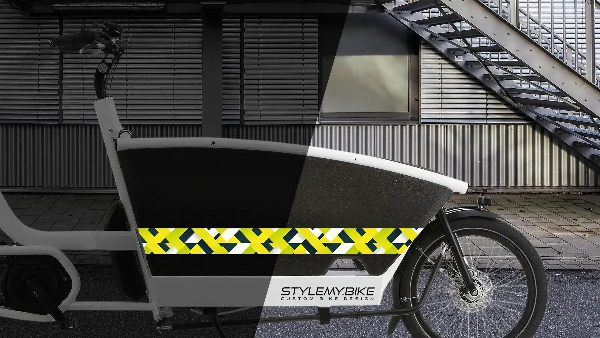 Lastenrad mit Reflective Stripes 3D Rectangles bei Tag und bei Nacht